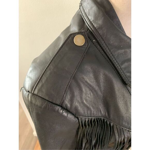 Fringe leather like black jacket size medium - Picture 7 of 13